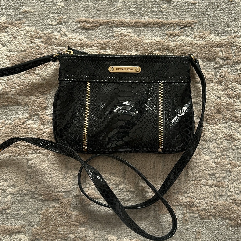 MICHAEL Michael Kors Crossbody